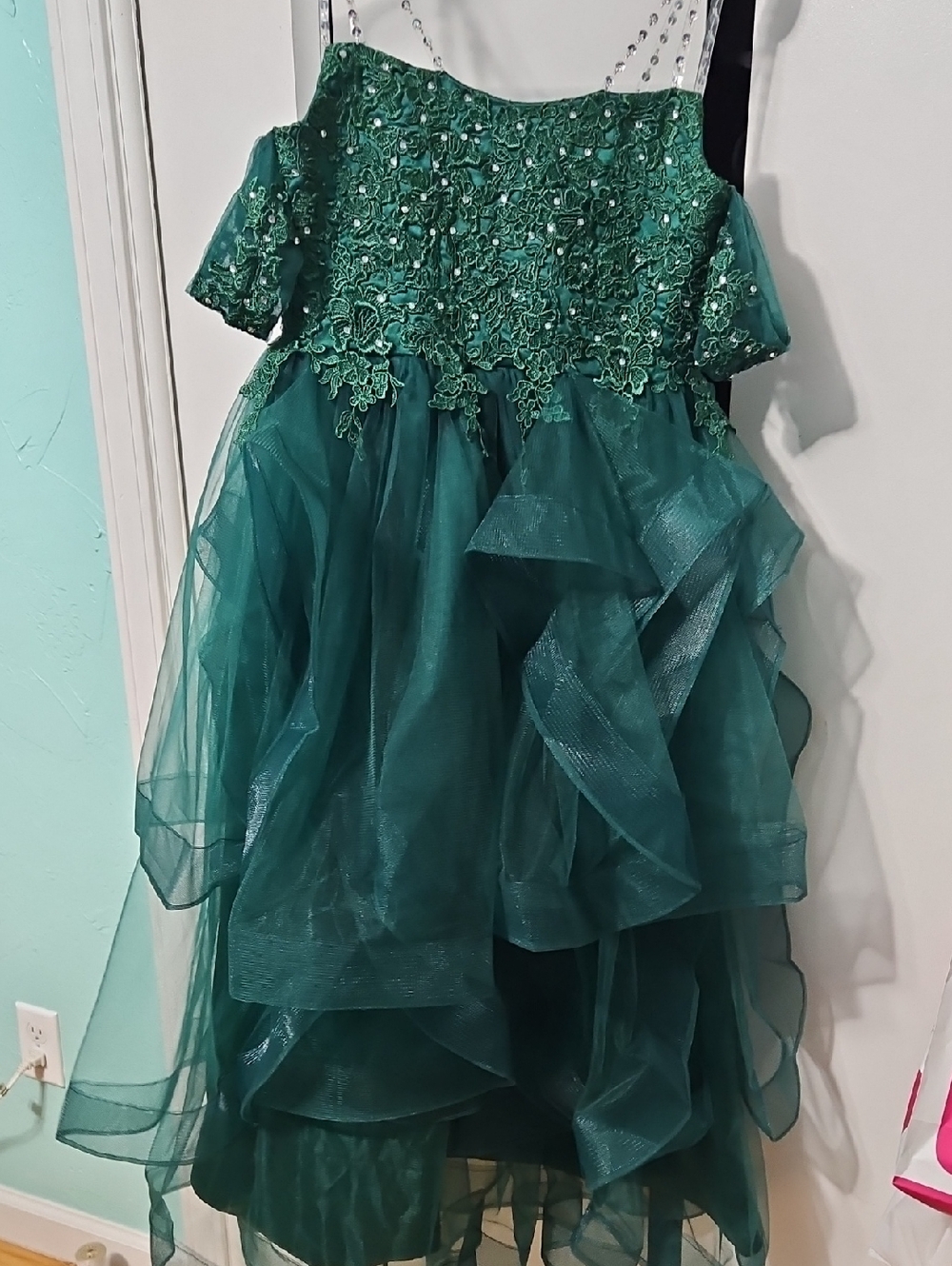 Girls' Emerald Green Formal Dress with Lace Beaded Bodice